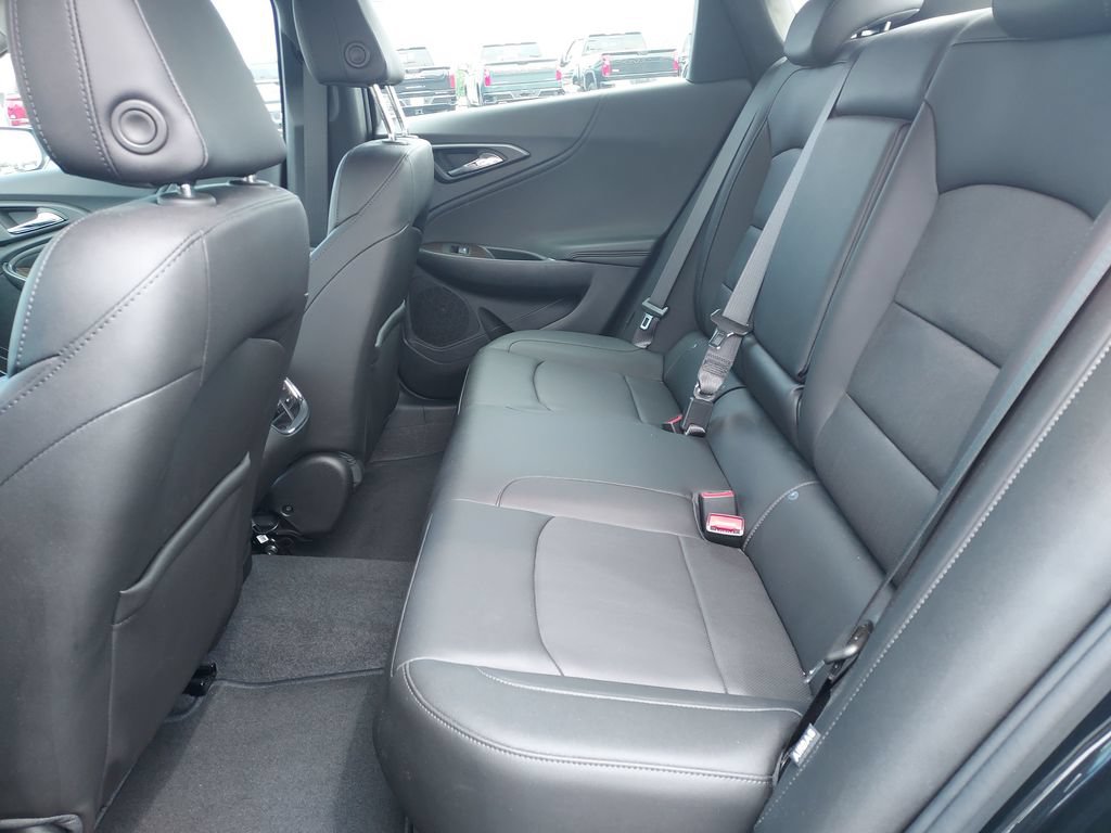 Used 2023 Chevrolet Malibu LT w/ Redline Edition FWD image 14