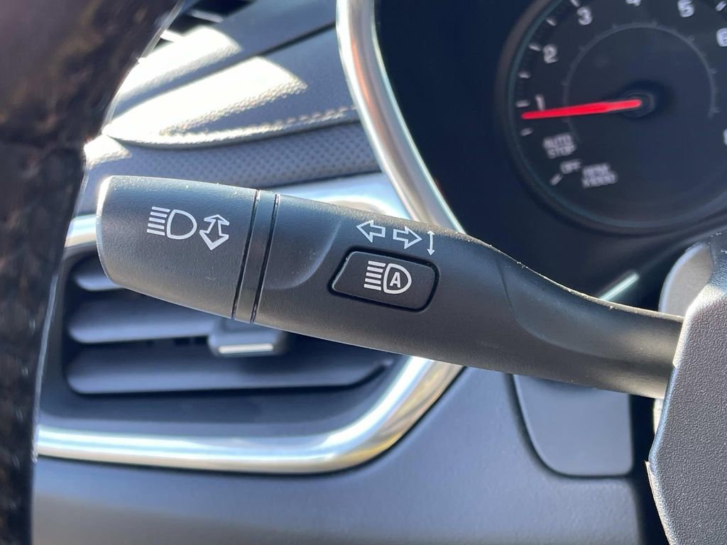 Used 2019 Chevrolet Equinox Premier image 41