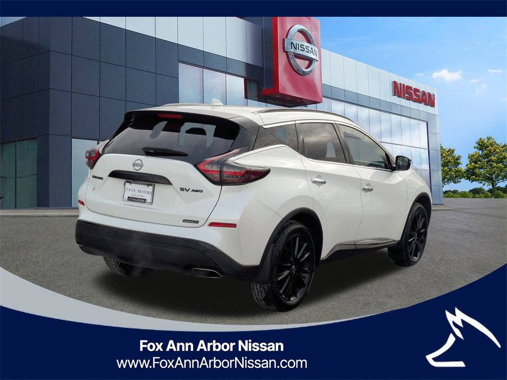 Used 2024 Nissan Murano SV w/ SV Midnight Edition Package image 5