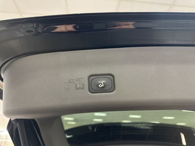 Used 2024 Lincoln Nautilus Black Label image 23