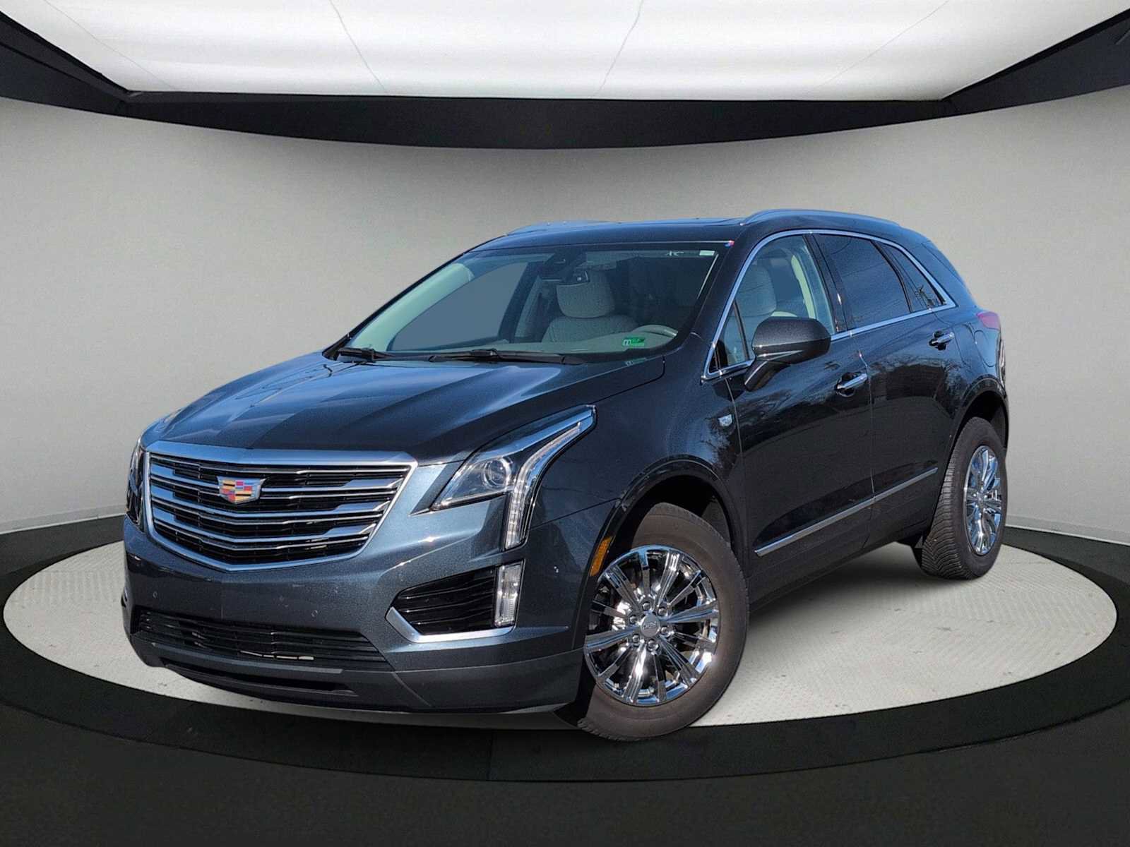 Used 2019 Cadillac XT5 Luxury image 1