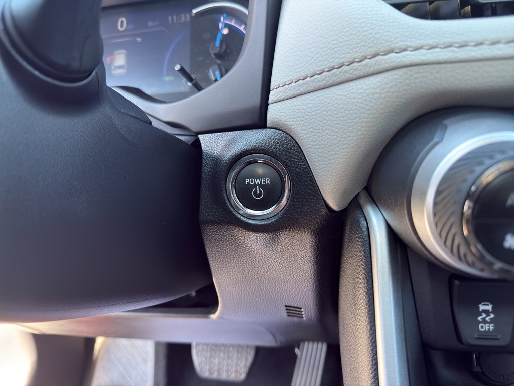 Used 2024 Toyota RAV4 XLE Premium image 18