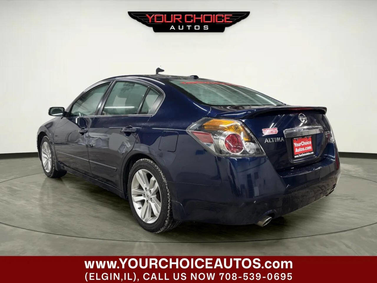 Used 2011 Nissan Altima 3.5 SR w/ 3.5SR Premium Pkg image 3
