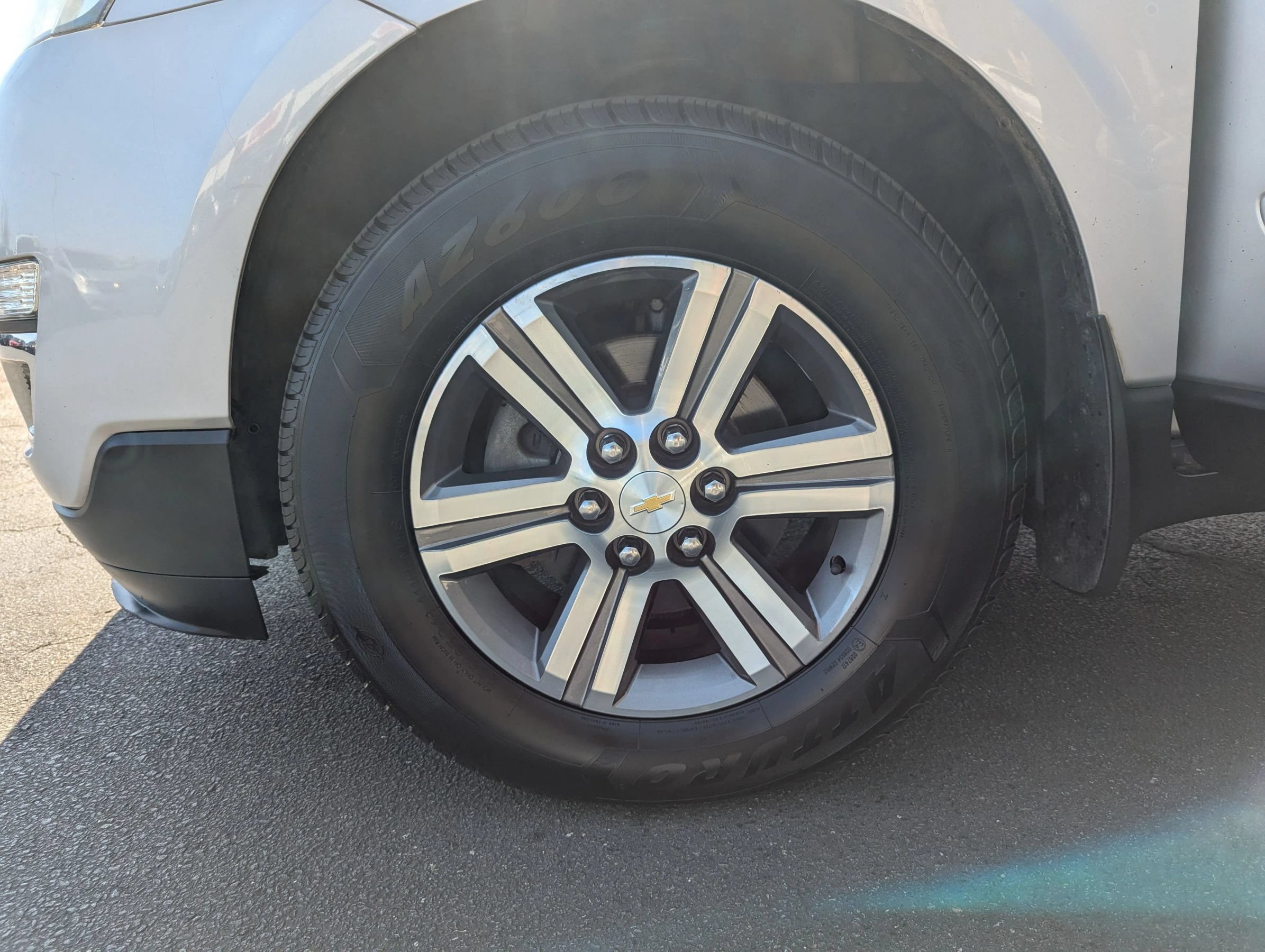 Used 2017 Chevrolet Traverse LT AWD/4WD image 25