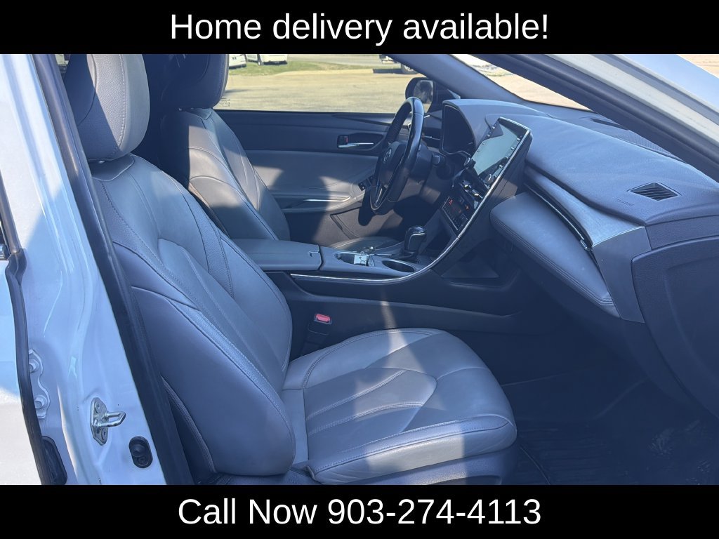 Used 2020 Toyota Avalon XLE w/ Moonroof Package FWD image 15