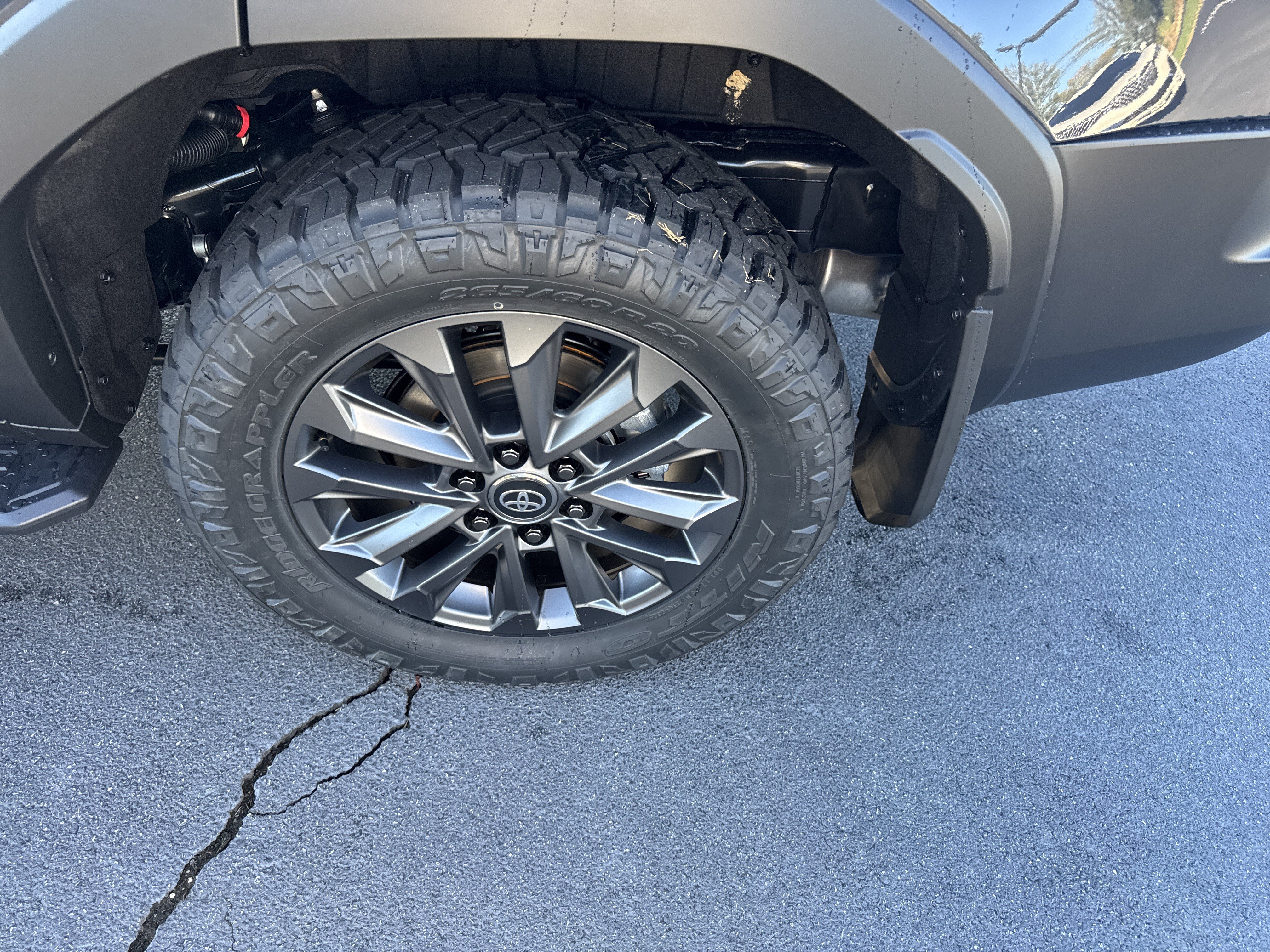 New 2027 Toyota Land Cruiser AWD/4WD image 12
