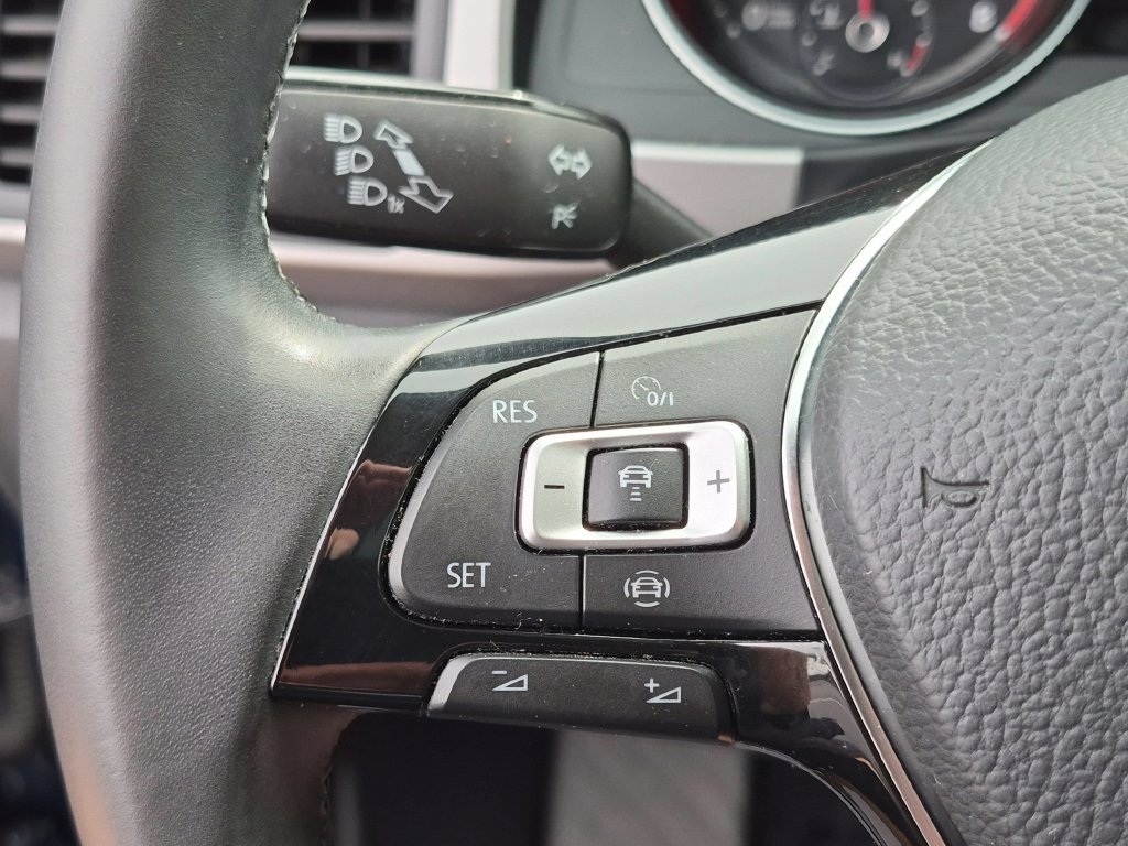 Used 2020 Volkswagen Atlas SE w/ Panoramic Sunroof Package FWD image 15