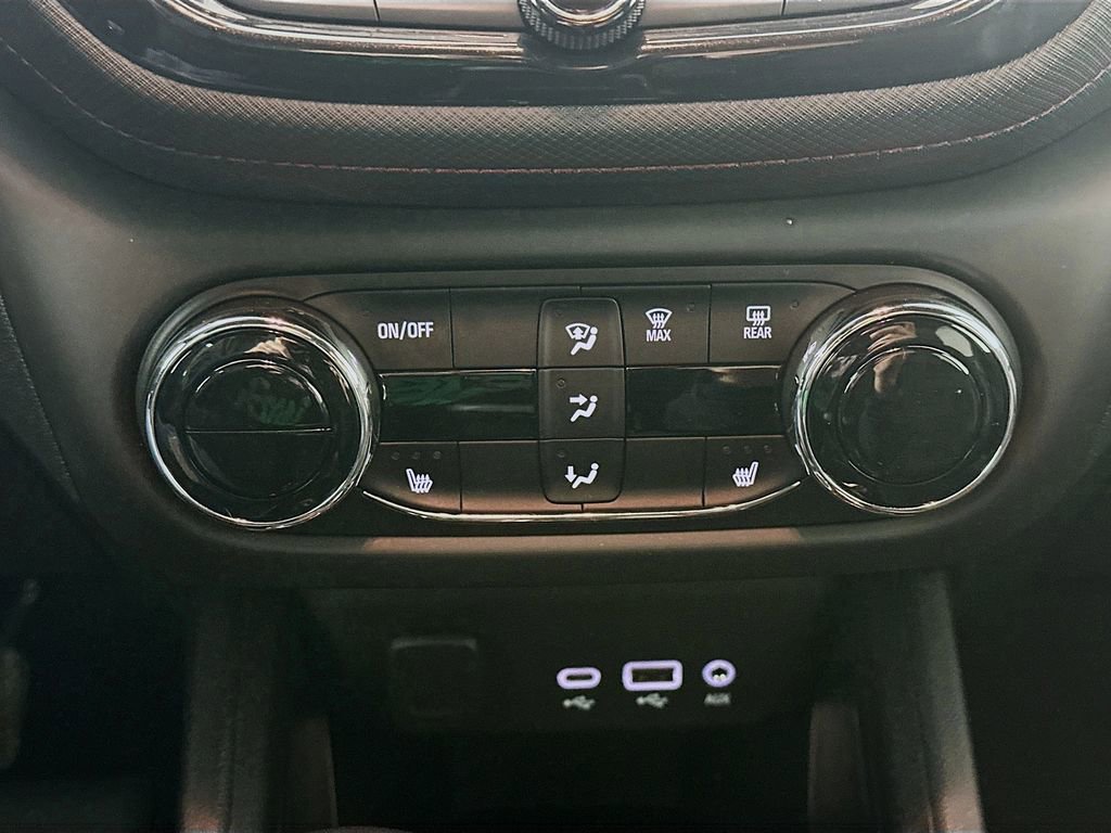 Used 2023 Chevrolet TrailBlazer RS w/ Convenience Package image 18