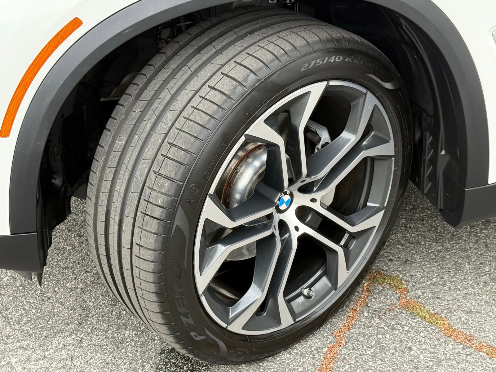 Certified 2023 BMW X5 xDrive40i w/ Parking Assistance Package AWD/4WD image 19