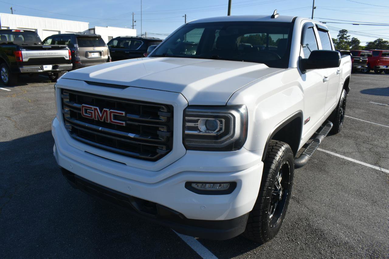 Used 2017 GMC Sierra 1500 SLT AWD/4WD image 2