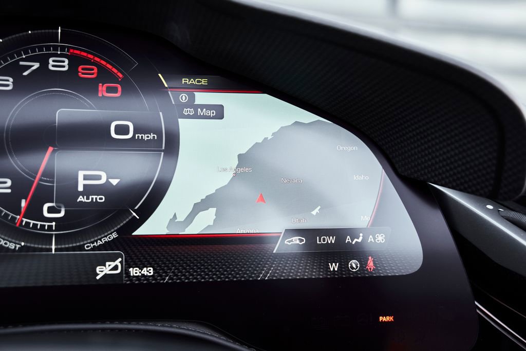 Used 2024 Ferrari SF90 Spider image 74