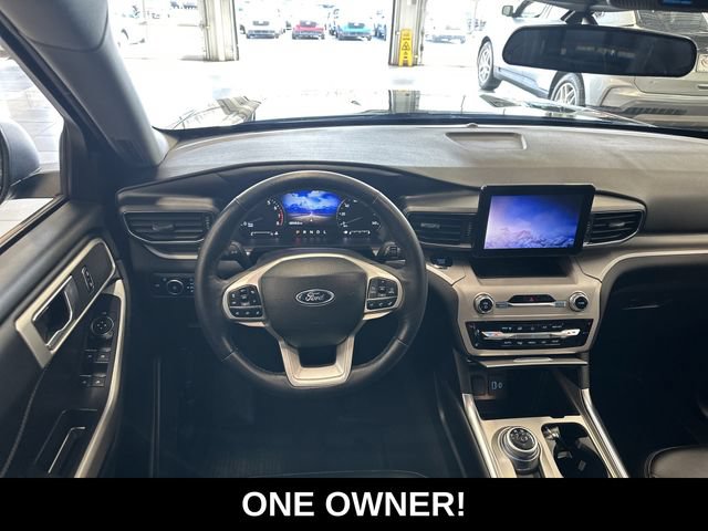 Used 2023 Ford Explorer XLT w/ Equipment Group 202A AWD/4WD image 2