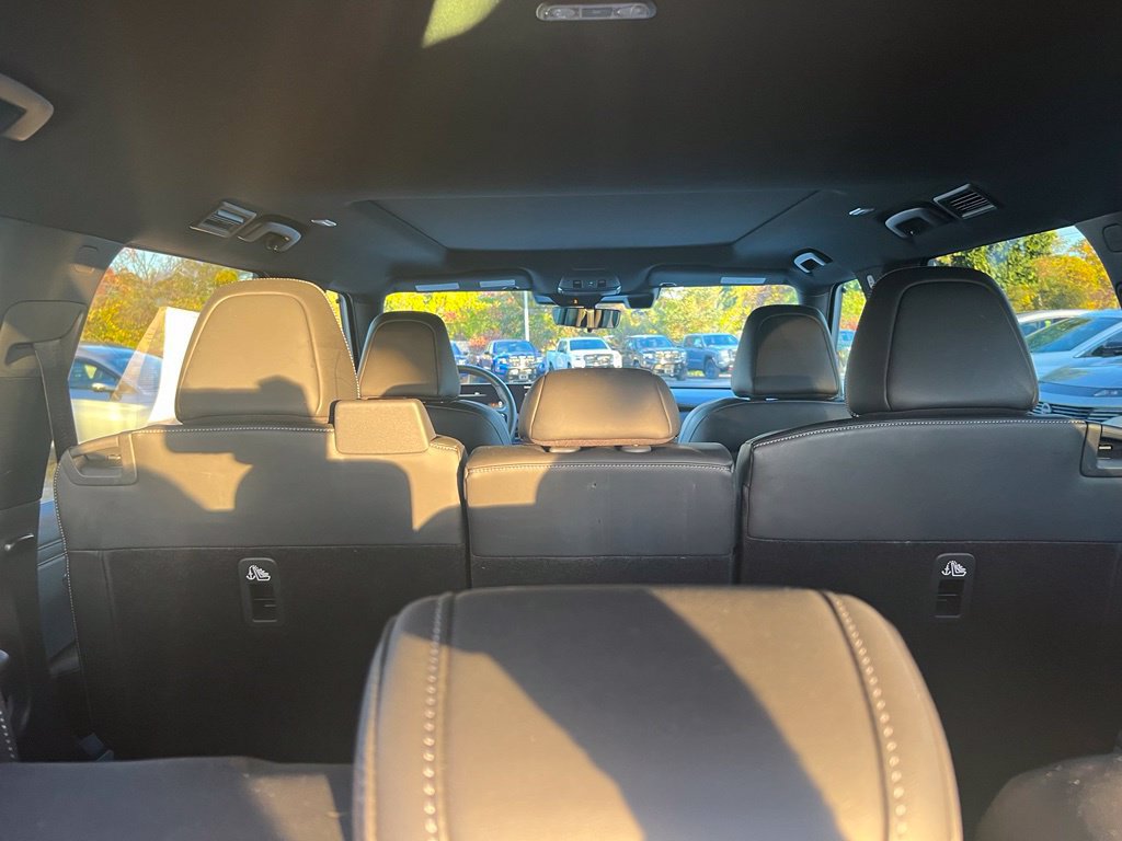 Certified 2025 Nissan Armada PRO-4X w/ Pro-4X Premium Package AWD/4WD image 41