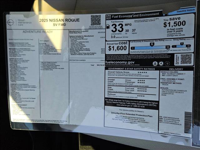 Used 2025 Nissan Rogue SV w/ SV Premium Package FWD image 17
