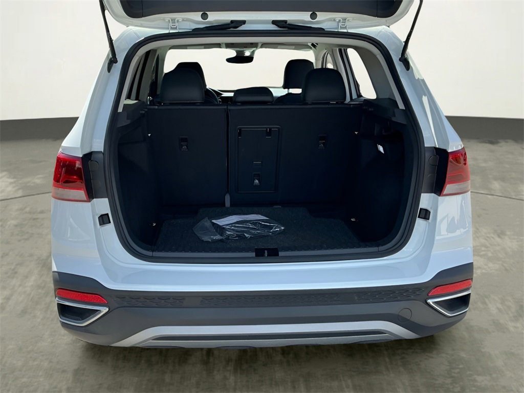 Used 2024 Volkswagen Taos SE image 22