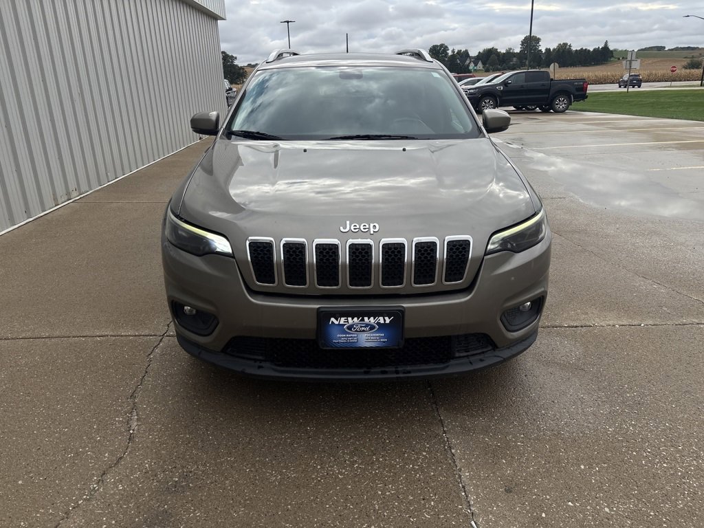Used 2020 Jeep Cherokee Latitude Plus w/ Cold Weather Group image 2