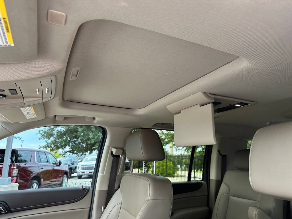 Used 2020 GMC Yukon XL SLT w/ Premium Edition RWD image 29