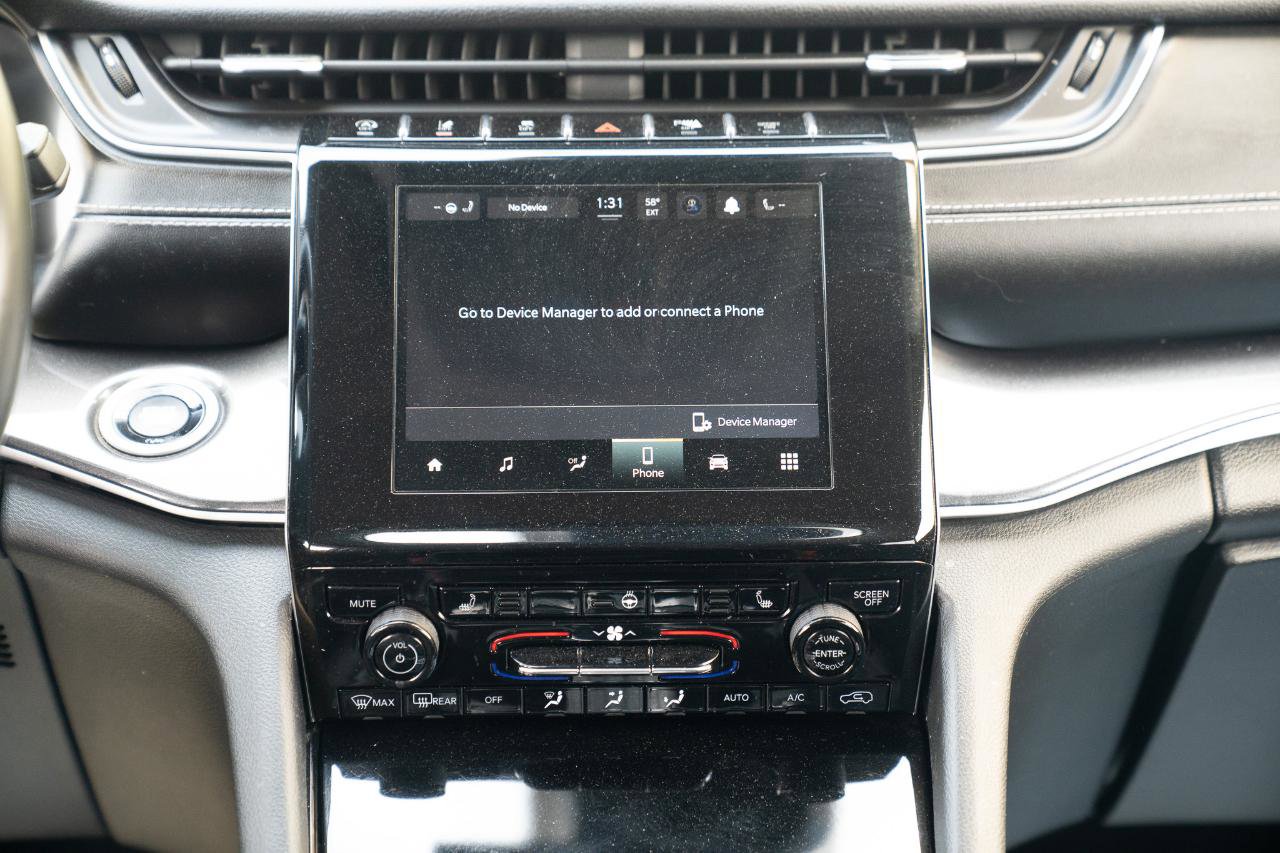 Used 2021 Jeep Grand Cherokee L Laredo w/ Luxury Tech Group I AWD/4WD image 37