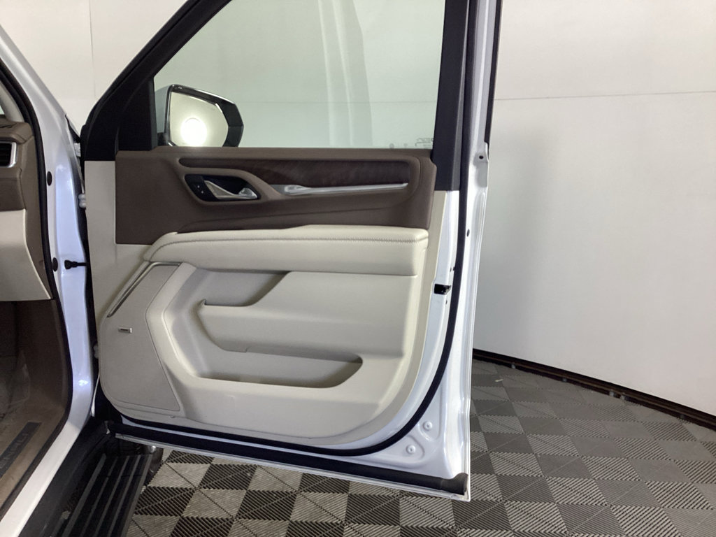 Used 2021 GMC Yukon Denali AWD/4WD image 8