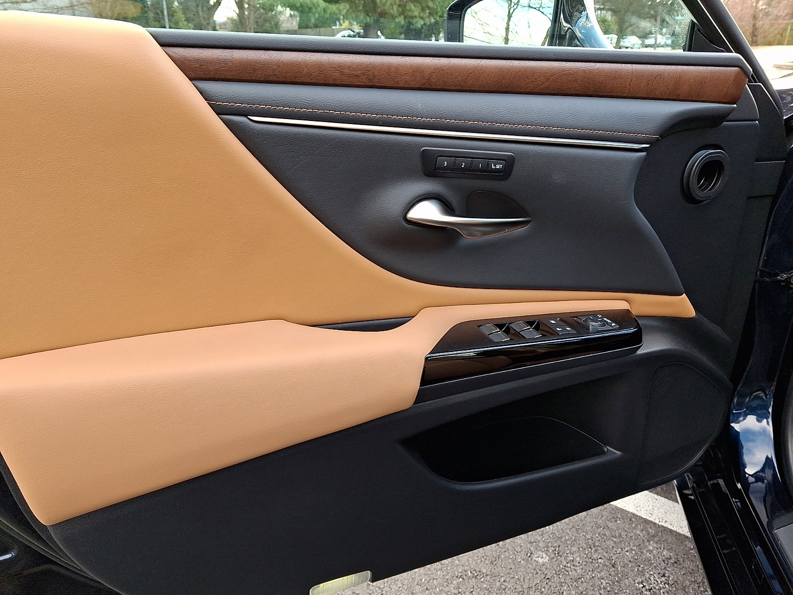 Certified 2023 Lexus ES 350 Standard image 13