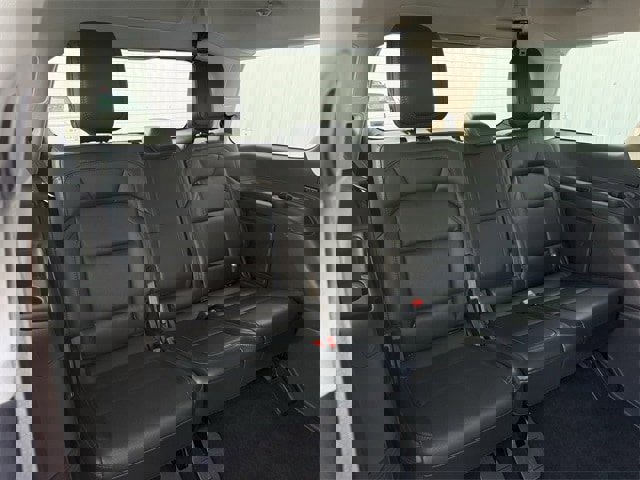 Used 2025 Lincoln Navigator Reserve image 32