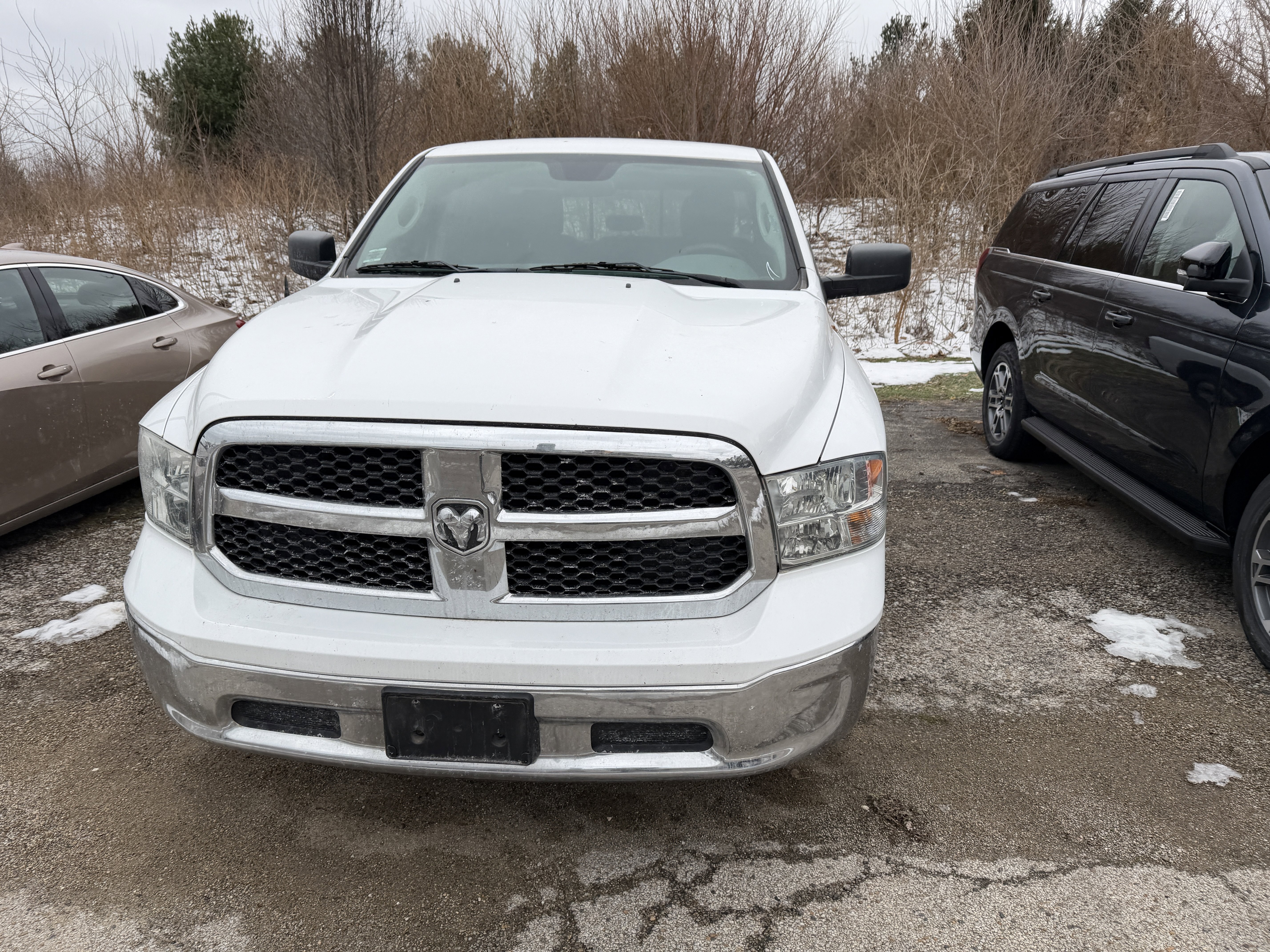 Used 2018 RAM 1500 Classic SLT image 3