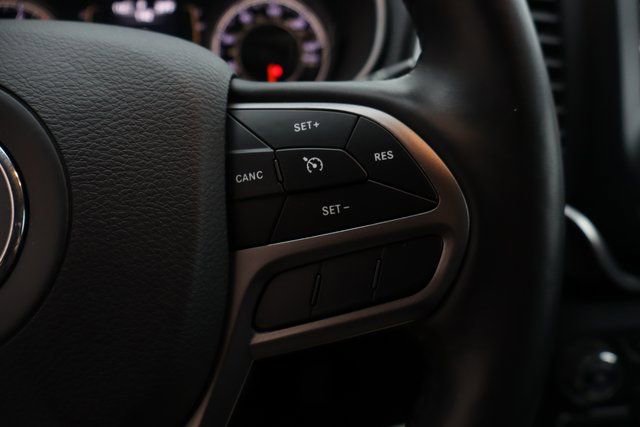 Used 2021 Jeep Cherokee Latitude Lux AWD/4WD image 14