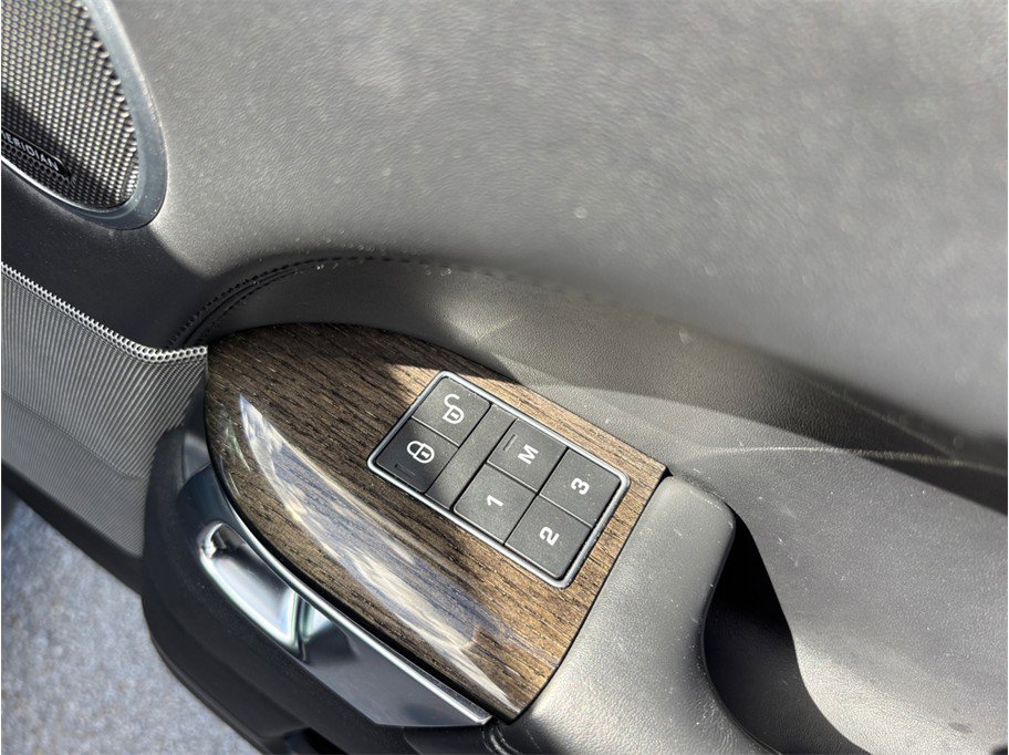 Used 2018 Land Rover Range Rover Sport HSE Dynamic image 52