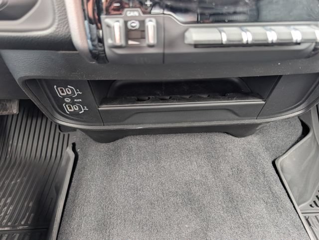 New 2026 RAM 3500 Big Horn AWD/4WD image 21