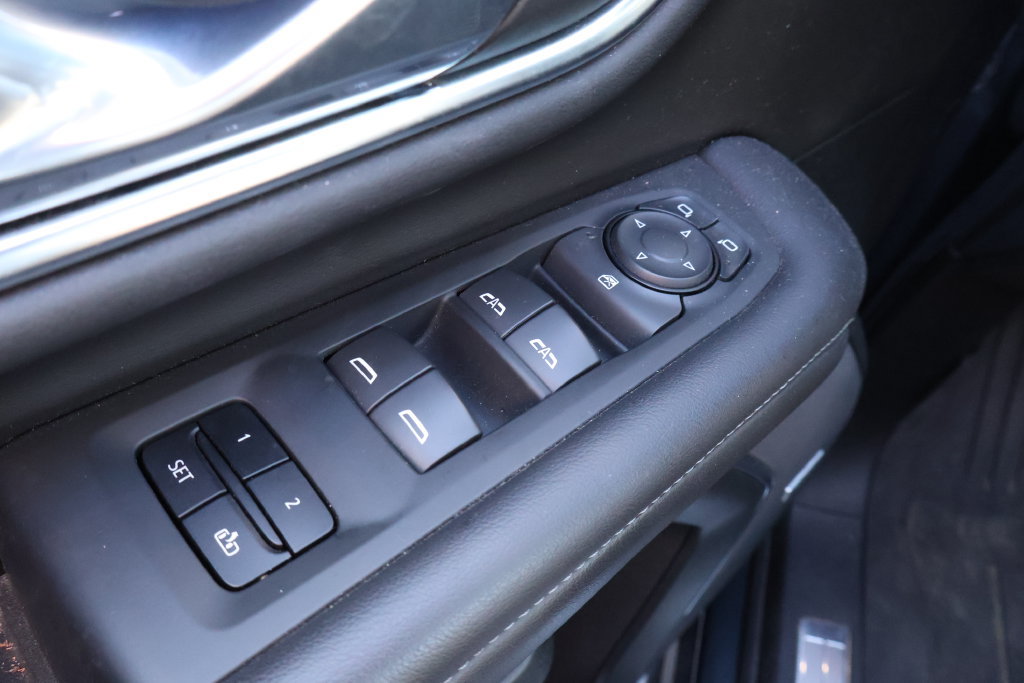 Used 2021 Chevrolet Tahoe LT AWD/4WD image 16