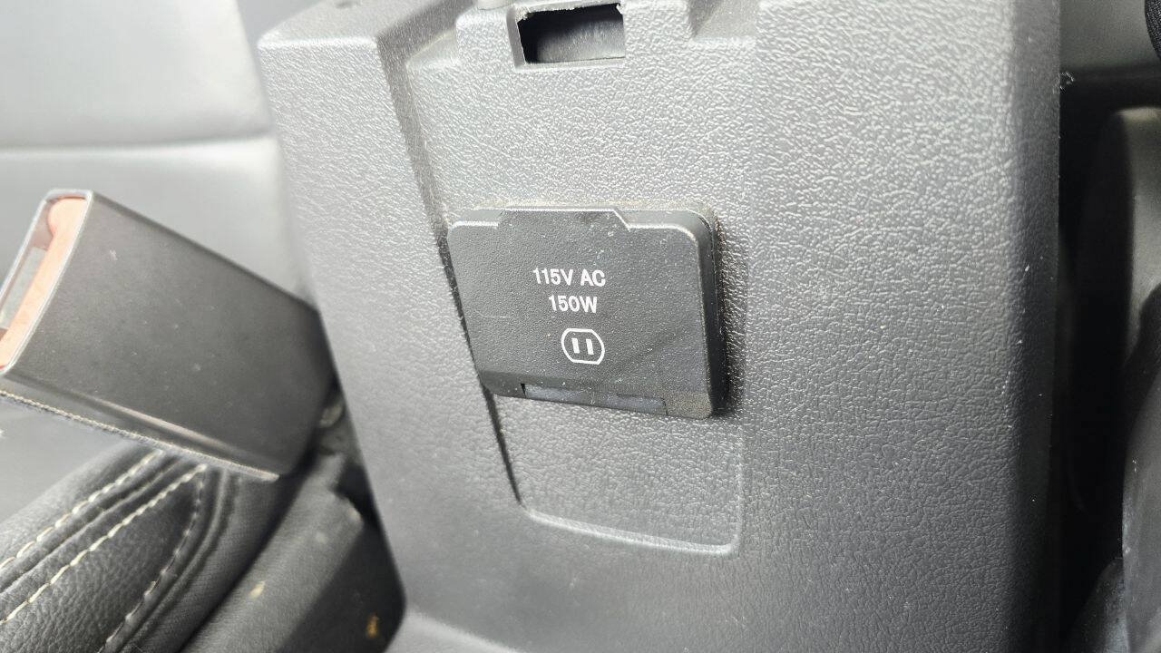 Used 2015 Jeep Patriot High Altitude FWD image 23