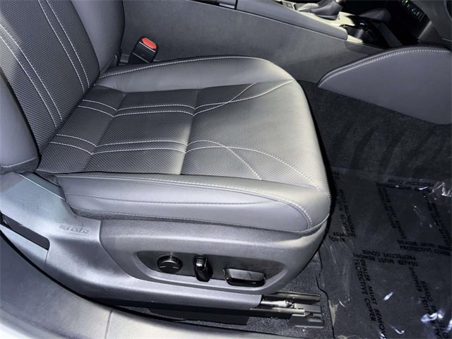 Used 2025 Lexus ES 350 Luxury w/ Technology Package image 15