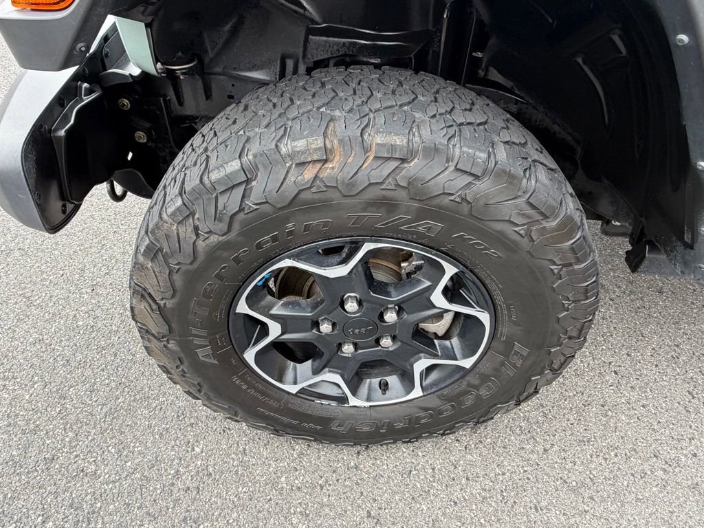 Used 2023 Jeep Wrangler Unlimited Rubicon 4xe image 13