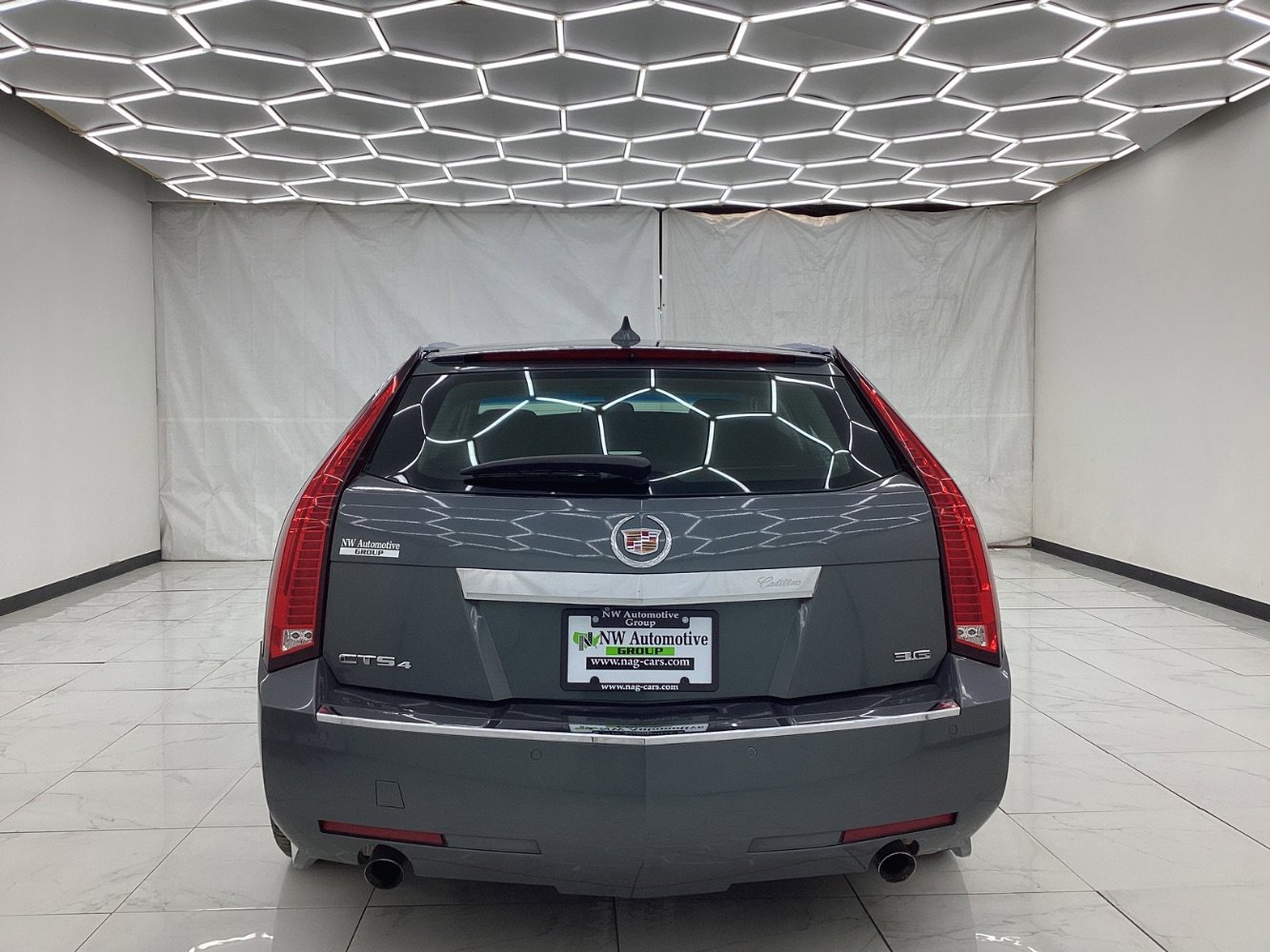 Used 2011 Cadillac CTS Premium image 10