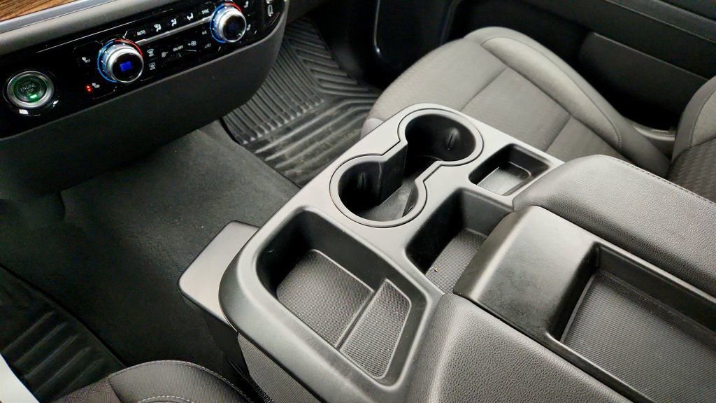 Used 2024 GMC Sierra 1500 Elevation image 13