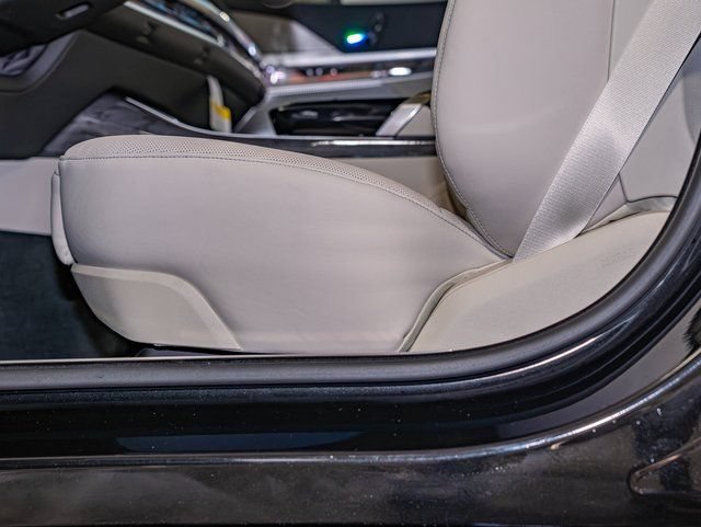 Used 2026 BMW 740i xDrive AWD/4WD image 15
