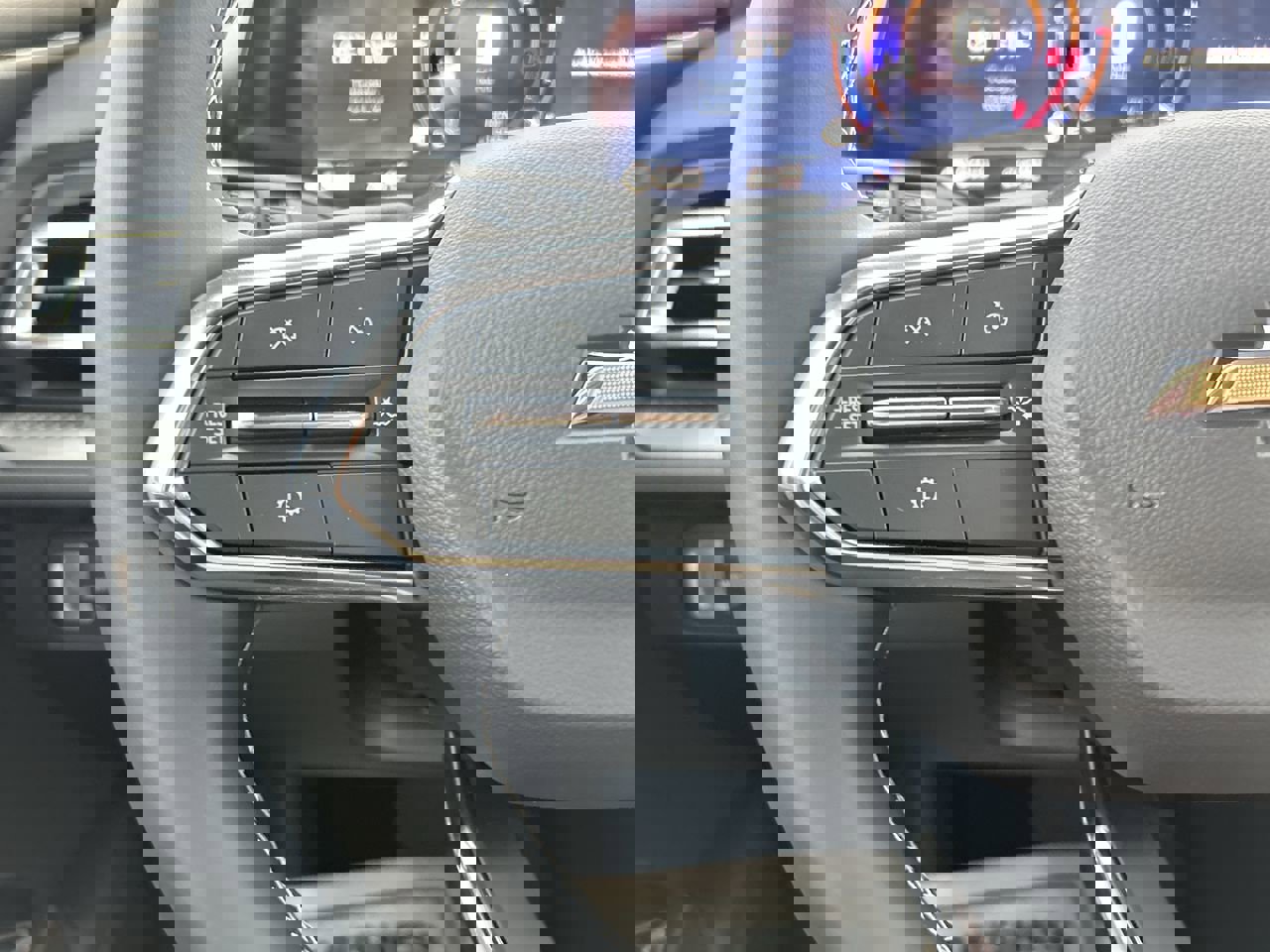 New 2026 Chevrolet Traverse LT w/ Driver Confidence Package image 28