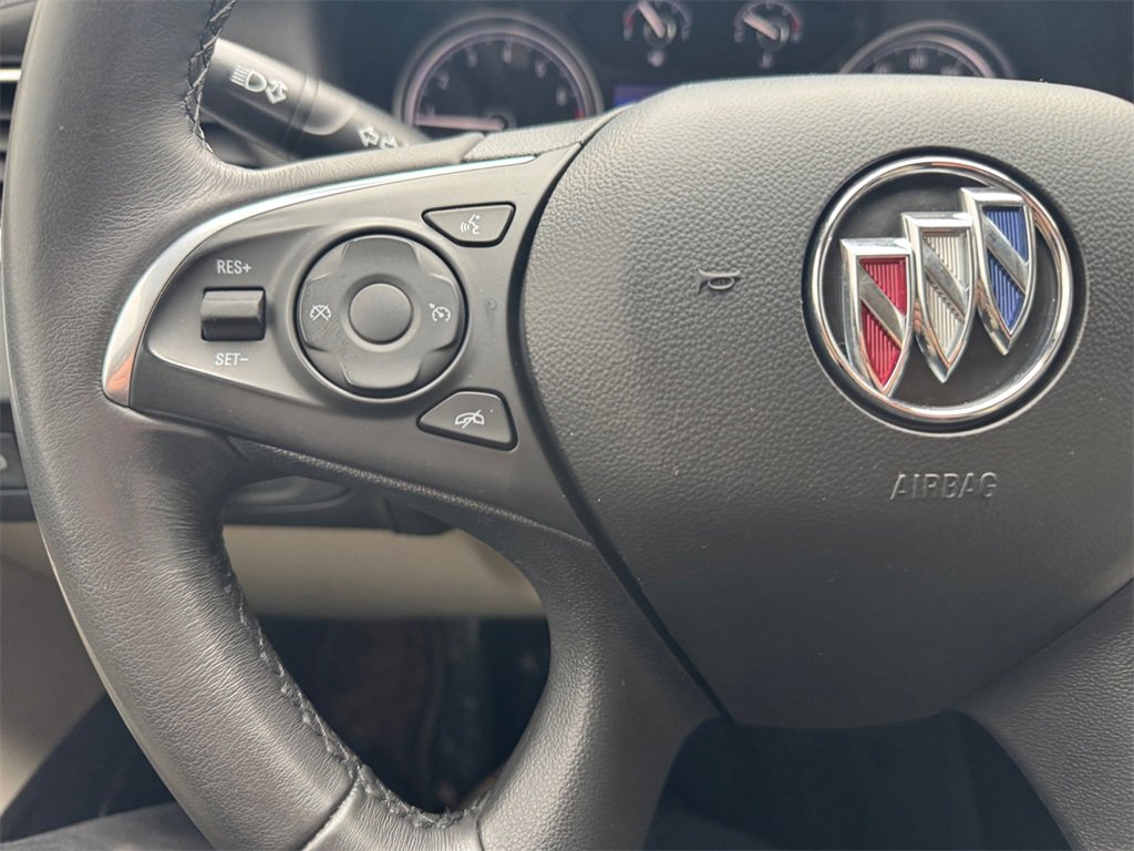 Used 2020 Buick Enclave Essence image 29