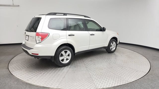 Used 2012 Subaru Forester 2.5X w/ Popular Pkg 2 AWD/4WD image 2