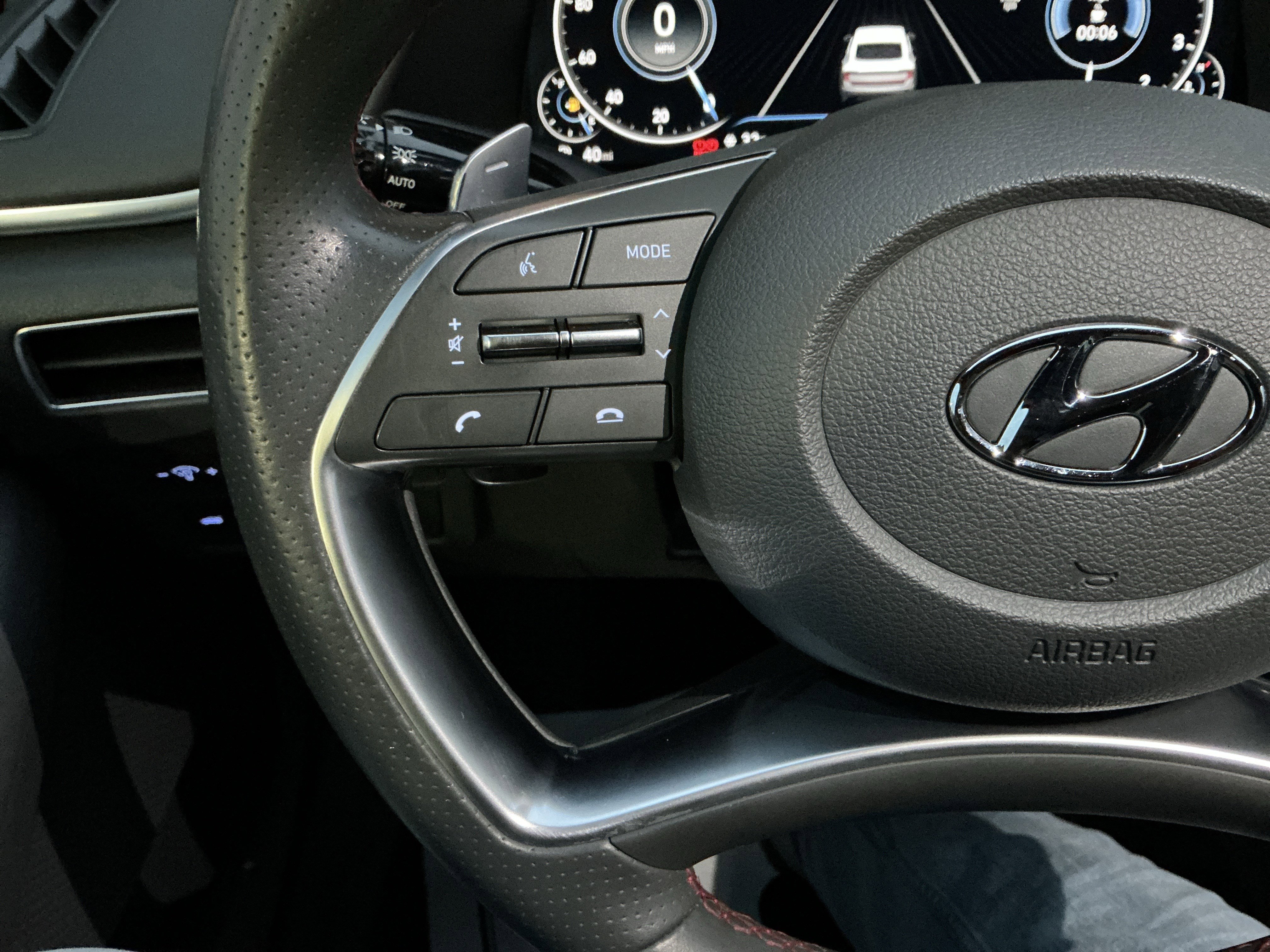 Used 2020 Hyundai Sonata SEL Plus w/ Tech Package image 12