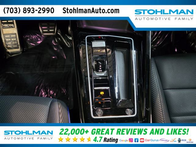 Used 2023 Volkswagen Golf R image 22