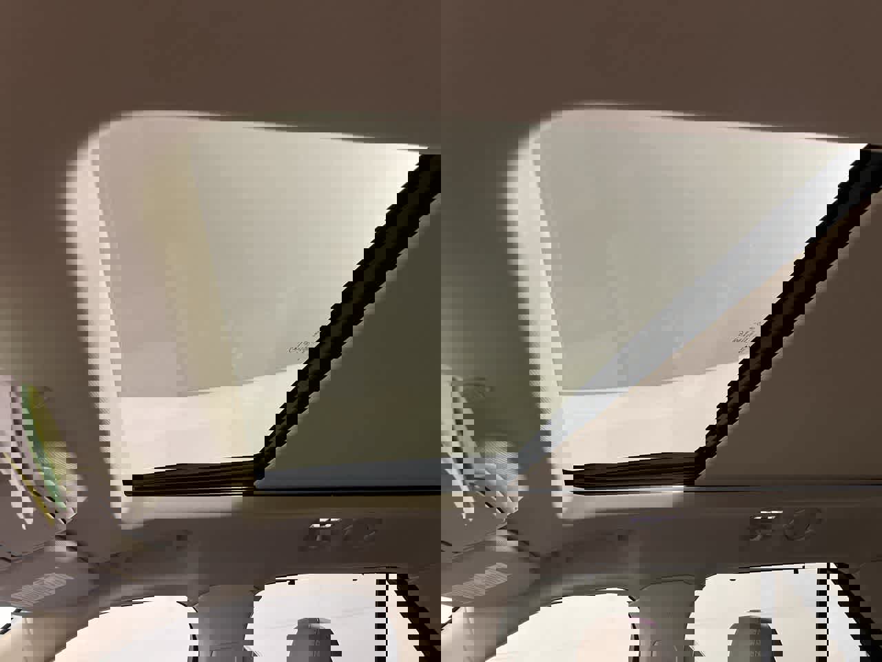 Used 2021 Ford Explorer Limited w/ Equipment Group 301A image 25