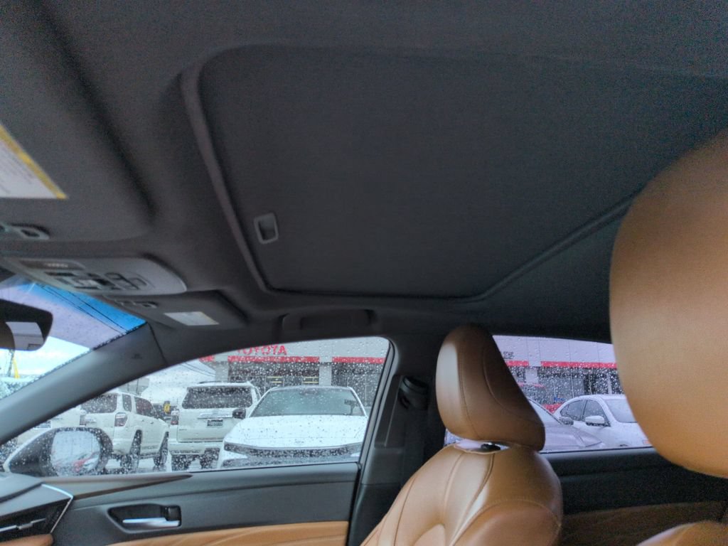 Used 2020 Toyota Avalon Limited w/ Advanced Safety Package FWD image 21