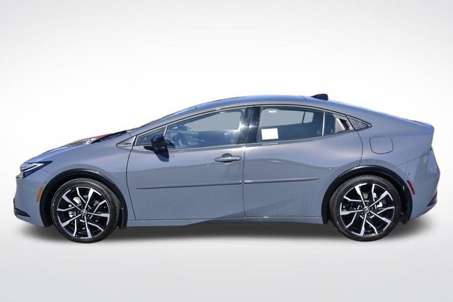 New 2026 Toyota Prius XSE Premium image 2