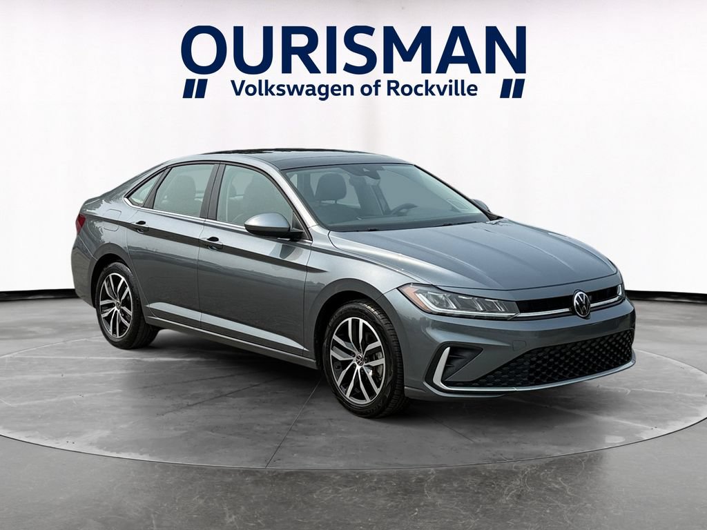 Used 2025 Volkswagen Jetta SE