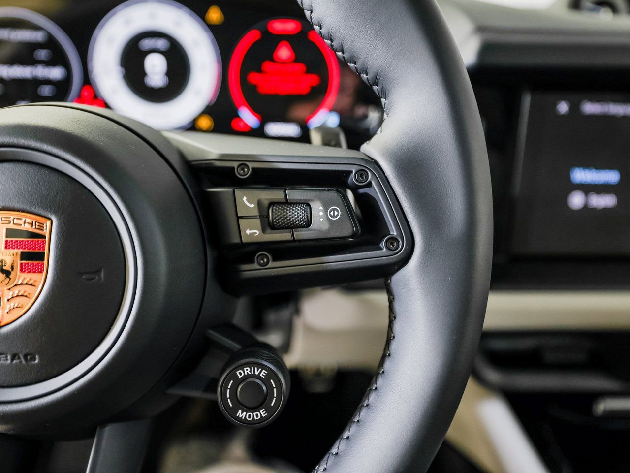 New 2026 Porsche Cayenne GTS AWD/4WD image 16