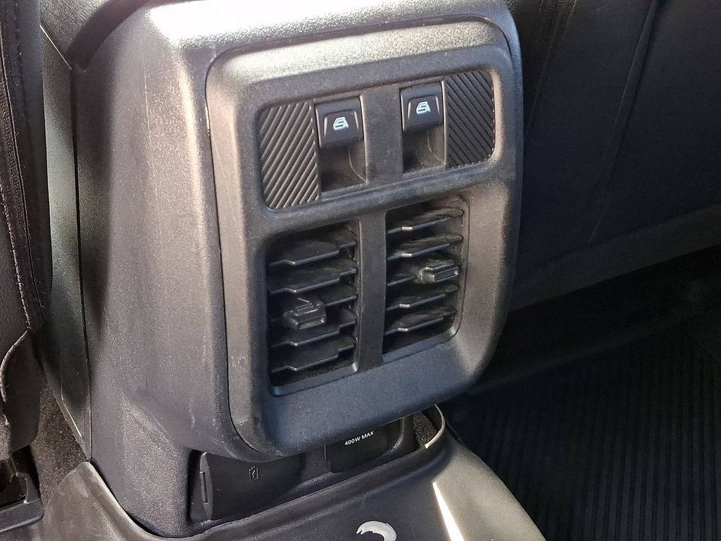 Certified 2025 Ford Bronco Outer Banks w/ Sasquatch Package AWD/4WD image 11