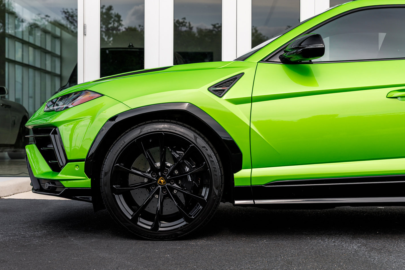 Used 2024 Lamborghini Urus S AWD/4WD image 6