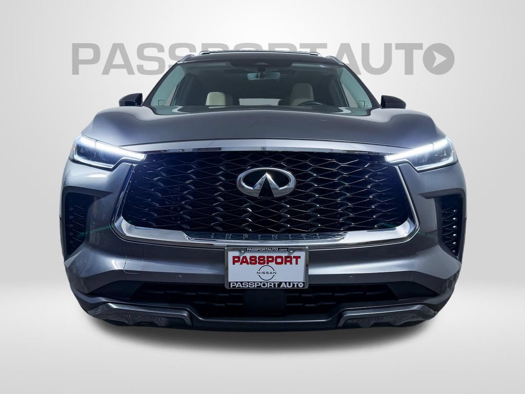Used 2023 INFINITI QX60 Sensory w/ Cargo Package AWD/4WD image 2