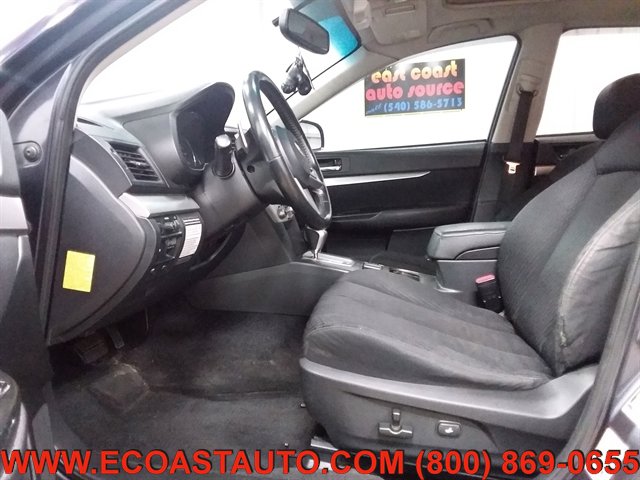 Used 2010 Subaru Legacy 2.5i Premium image 10